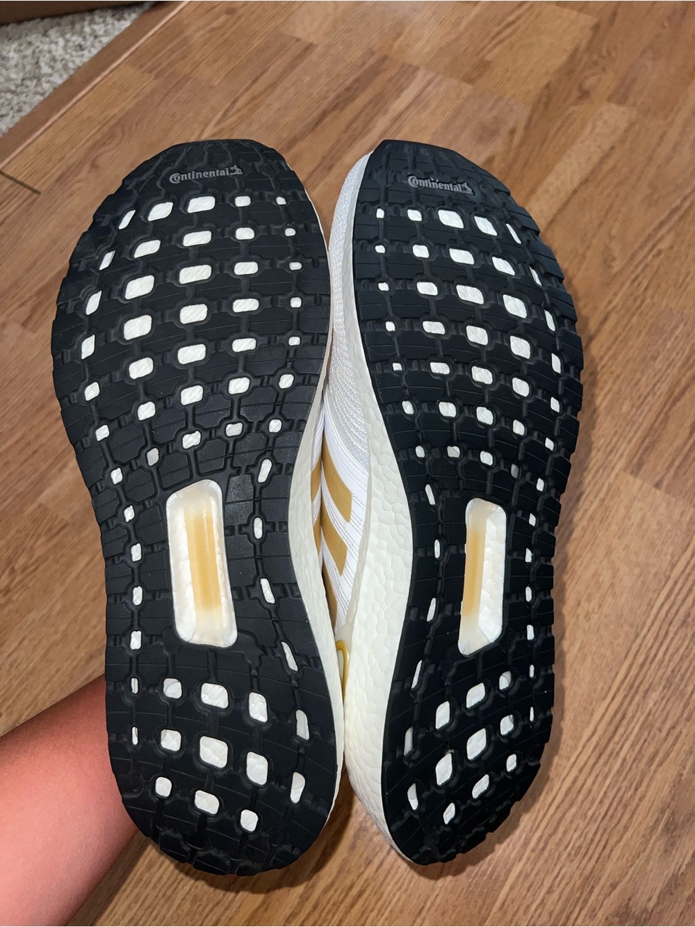 Ultraboosts - Picture 3 of 4